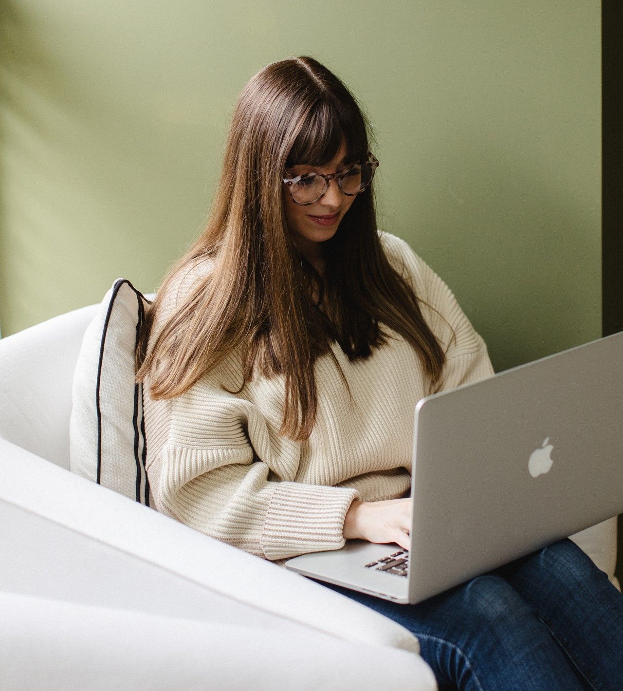 Copy editor completing a free sample edit for a prospective client | Finer Things Editorial